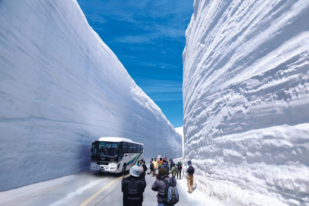 snow-corridor