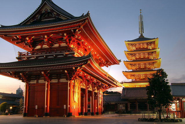 Asakusa temple 640
